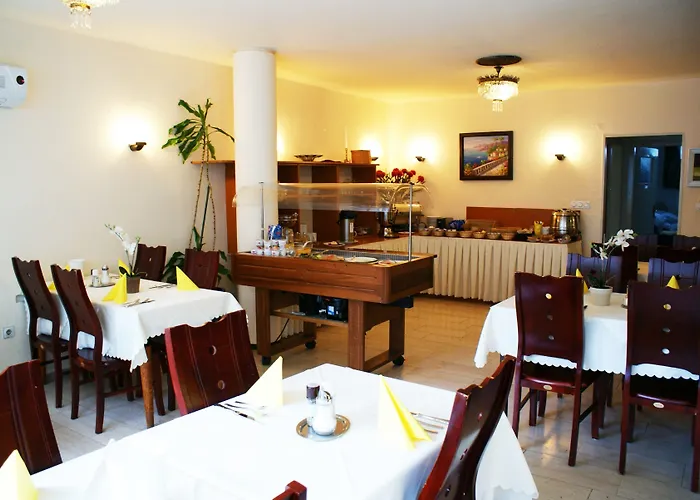 Bahn-hotel Hotel