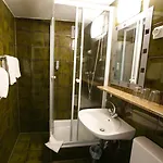 Bahn-hotel מלון