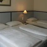 מלון Bahn-hotel