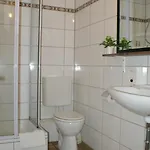 מלון Bahn-hotel 3*