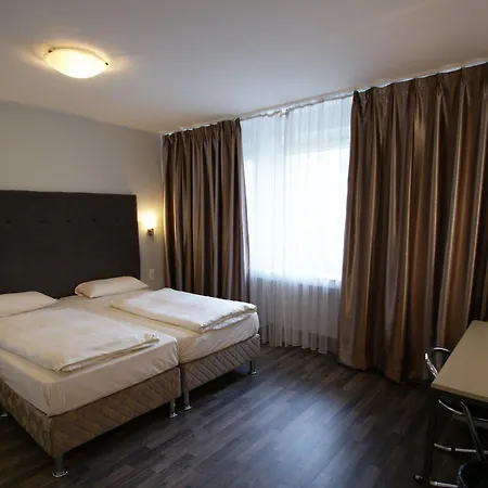 Bahn-hotel 3*
