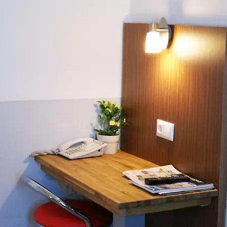 Bahn-hotel 3*