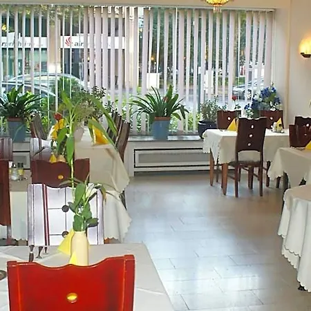 Bahn-hotel Düsseldorf
