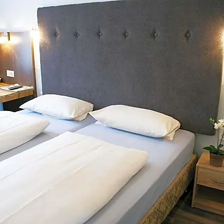 Bahn-hotel Hotel 3*