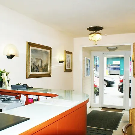 Bahn-hotel 3*