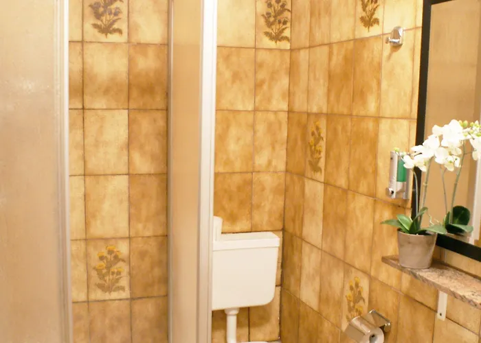 Hotell Bahn-hotel 3*